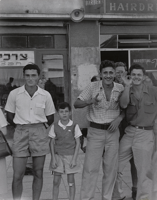 Ruth Orkin, Israel (Young Israelis on Ben Yehuda St., Tel Aviv), 1951, Gelatin silver print